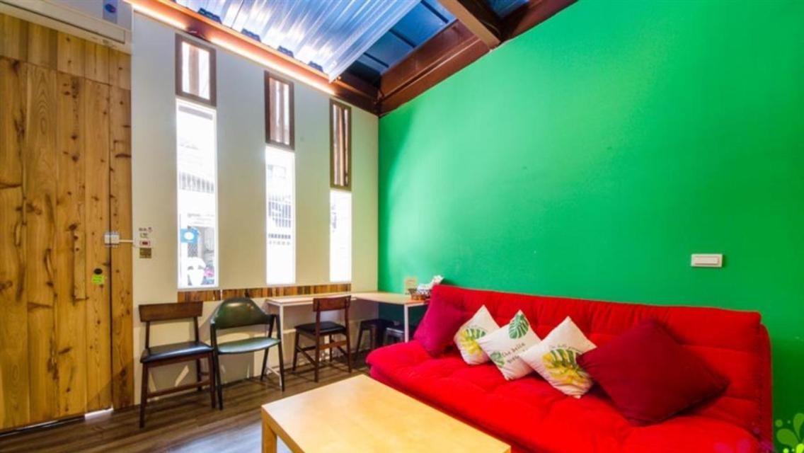 小黑琵416輕旅 Little Happy Hostel Tainan Extérieur photo